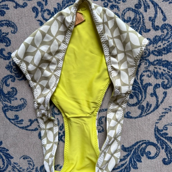 Seea Reversible Bikini - Picture 3 of 3